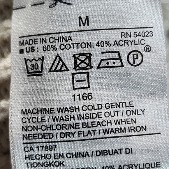 Old Navy White Ribbed Sides Long Sleeve Sweater Size Medium - Picture 7 of 7